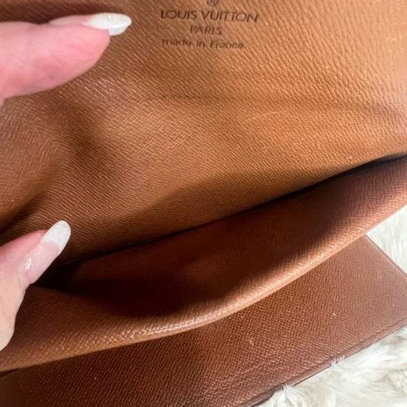 LOUIS VUITTON MONOGRAM PORTE TRESOR INTERNATIONAL WALLET - Picture 12 of 15